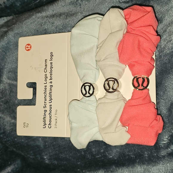 lululemon athletica Accessories - Lululemon Uplifting Scrunchie 3 Pack * Logo Charm! GLZP/VPOR/MIBR!